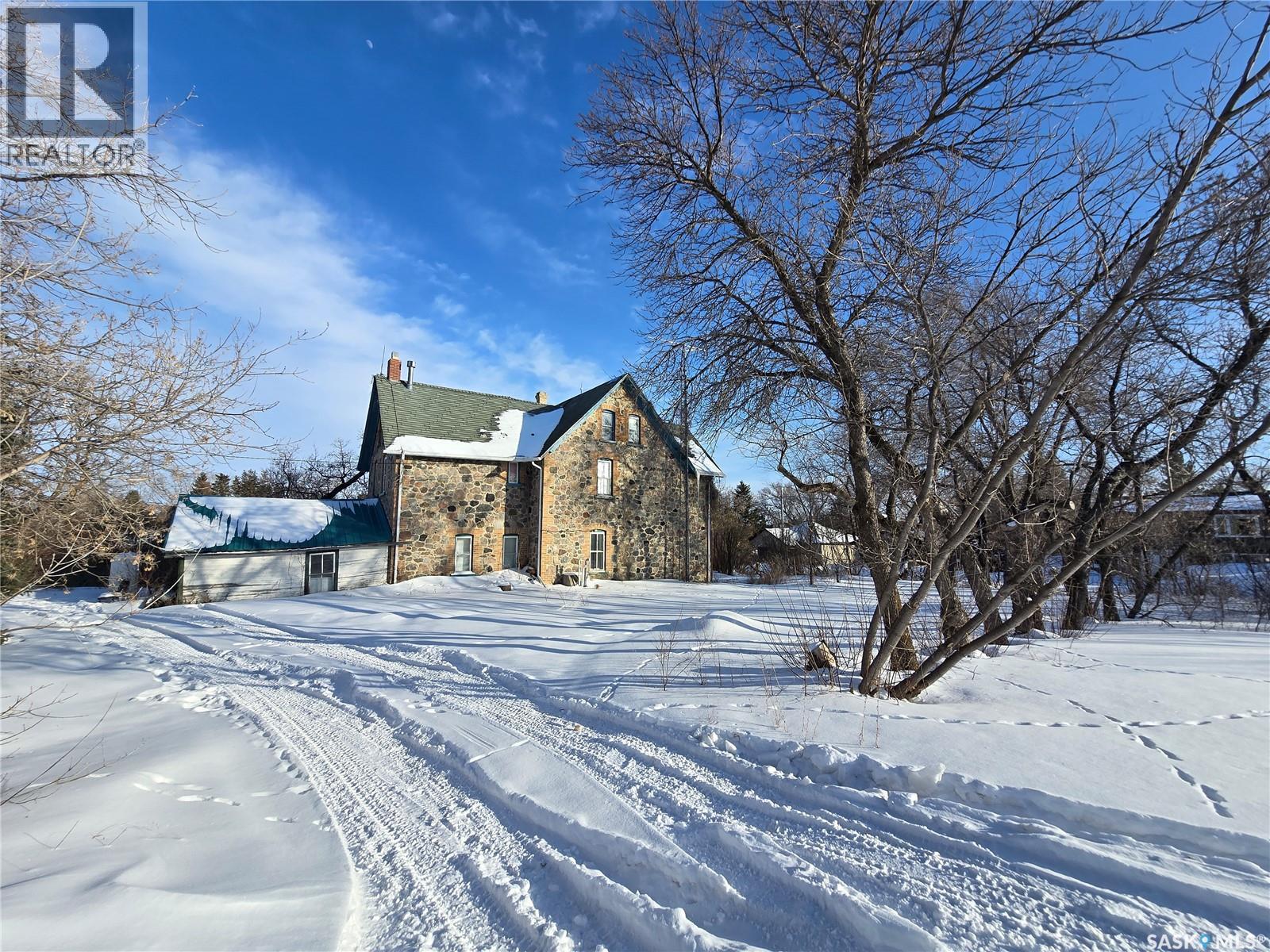 934 Main Street, Broadview, Saskatchewan  S0G 0K0 - Photo 2 - SK029283