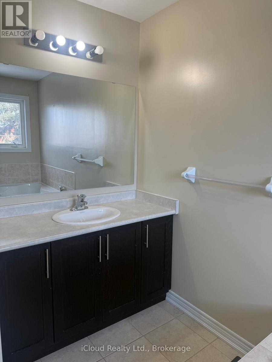 294 Pine Avenue, Oshawa, Ontario  L1J 2H4 - Photo 13 - E12827828