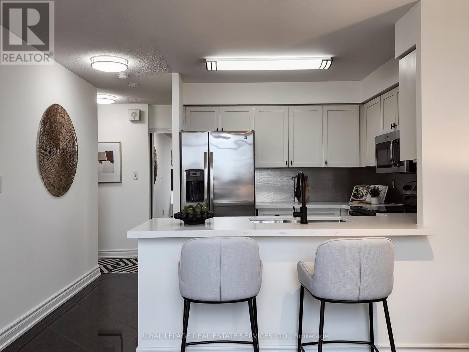 308 - 51 Baffin Court, Richmond Hill, Ontario  L4B 4P6 - Photo 14 - N12827912