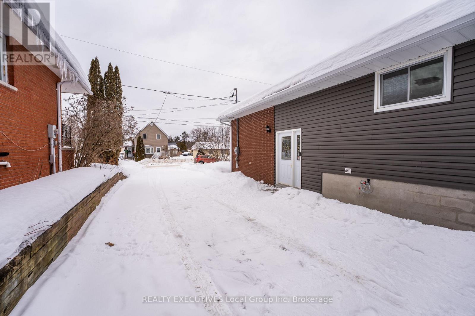 189 View Street, Callander, Ontario  P0H 1H0 - Photo 3 - X12827952