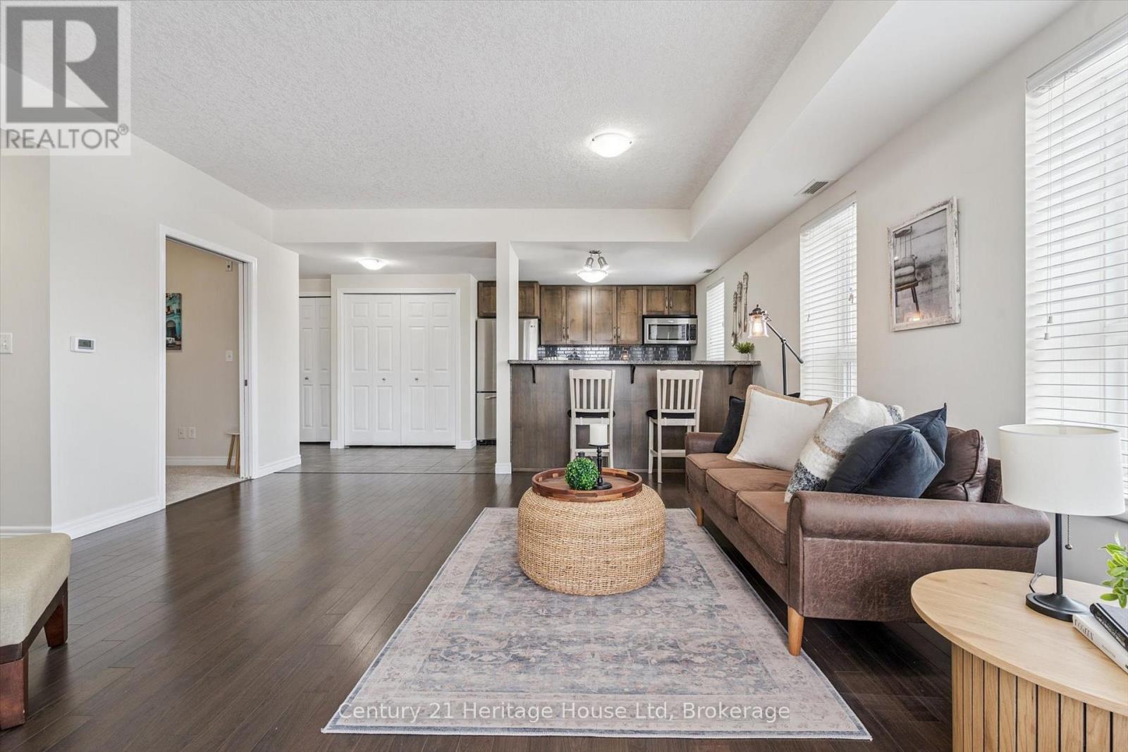 402 - 901 Paisley Road, Guelph, Ontario  N1K 0A7 - Photo 9 - X12827944