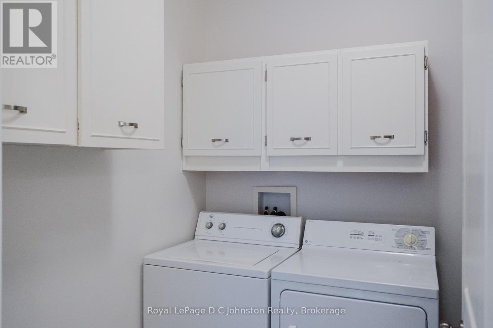 60 Miramichi Bay Road, Saugeen Shores, Ontario  N0H 2C6 - Photo 17 - X12827948