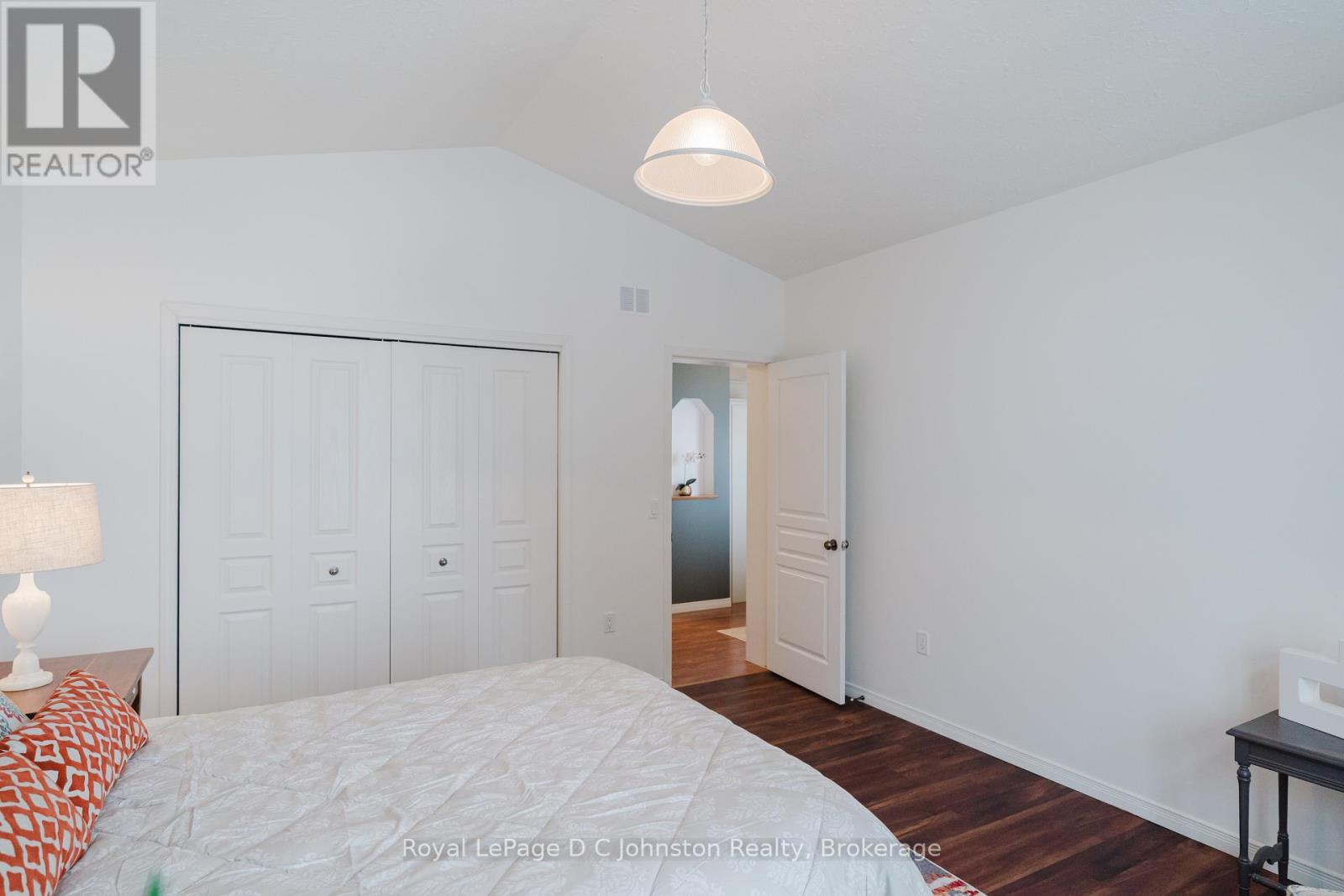 60 Miramichi Bay Road, Saugeen Shores, Ontario  N0H 2C6 - Photo 27 - X12827948