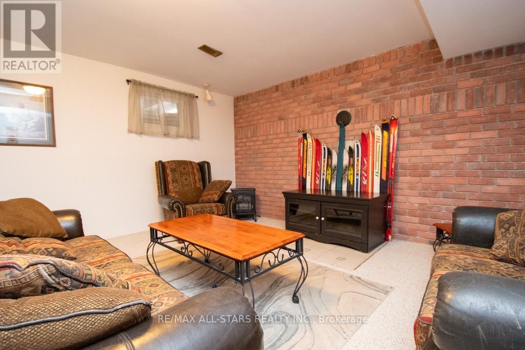 9 Don Court, Kawartha Lakes, Ontario  K9V 5T1 - Photo 29 - X12828068