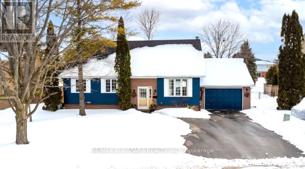 9 Don Court, Kawartha Lakes, Ontario  K9V 5T1 - Photo 3 - X12828068