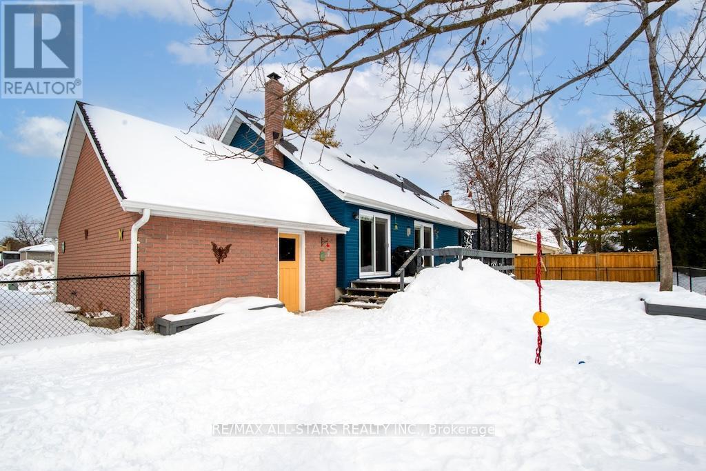 9 Don Court, Kawartha Lakes, Ontario  K9V 5T1 - Photo 35 - X12828068