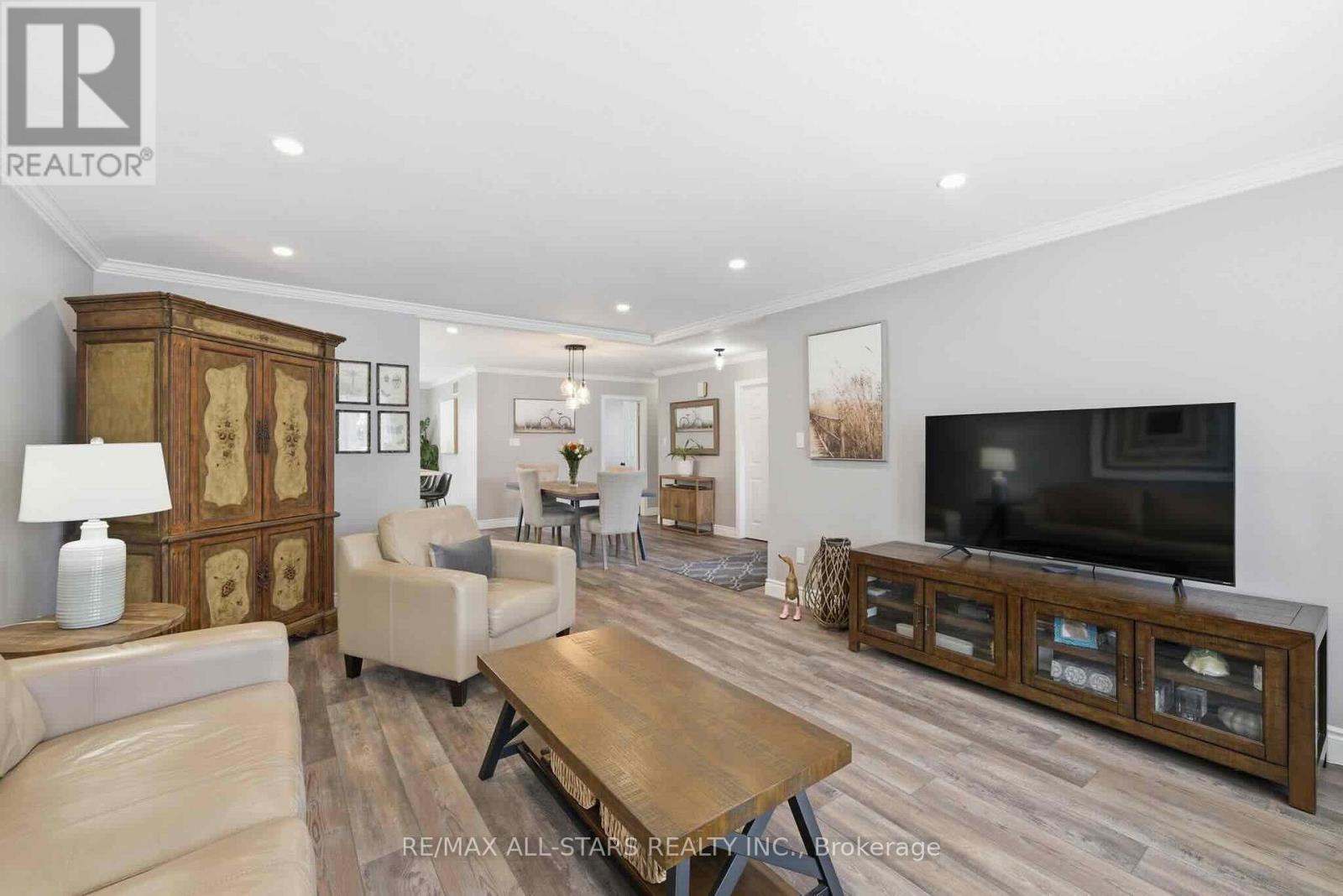 257 Port Hoover Road, Kawartha Lakes, Ontario  K0M 2C0 - Photo 10 - X12828072