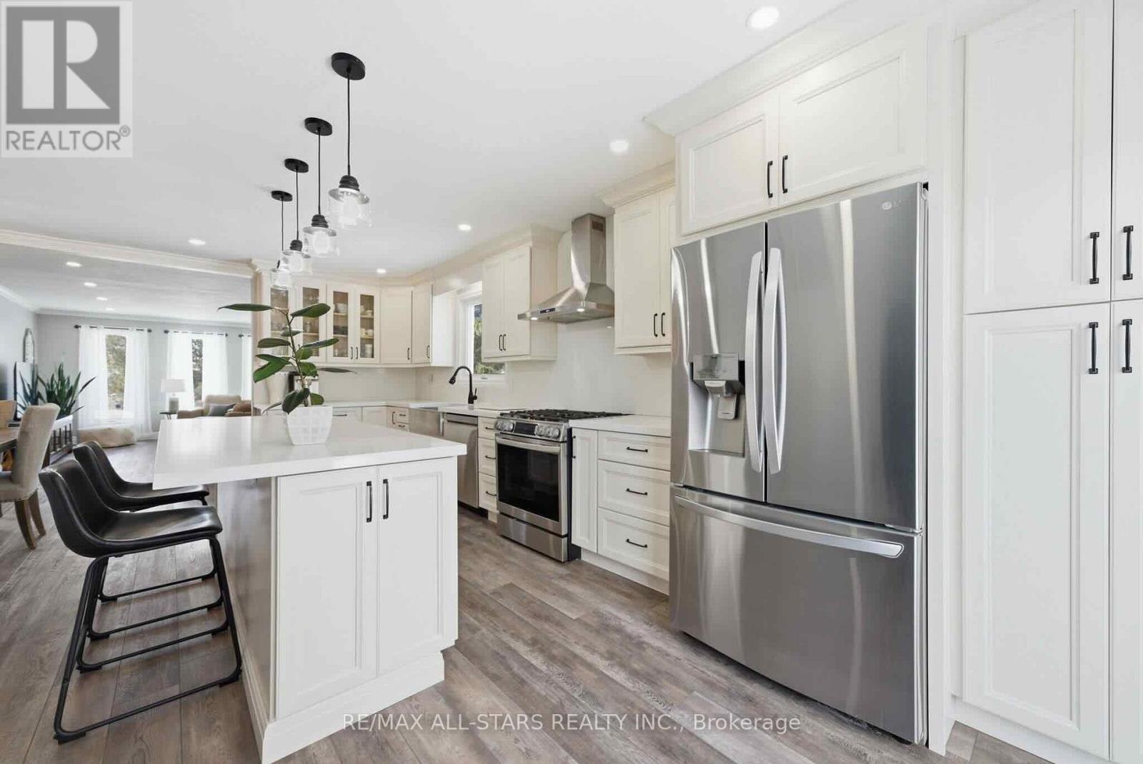 257 Port Hoover Road, Kawartha Lakes, Ontario  K0M 2C0 - Photo 15 - X12828072