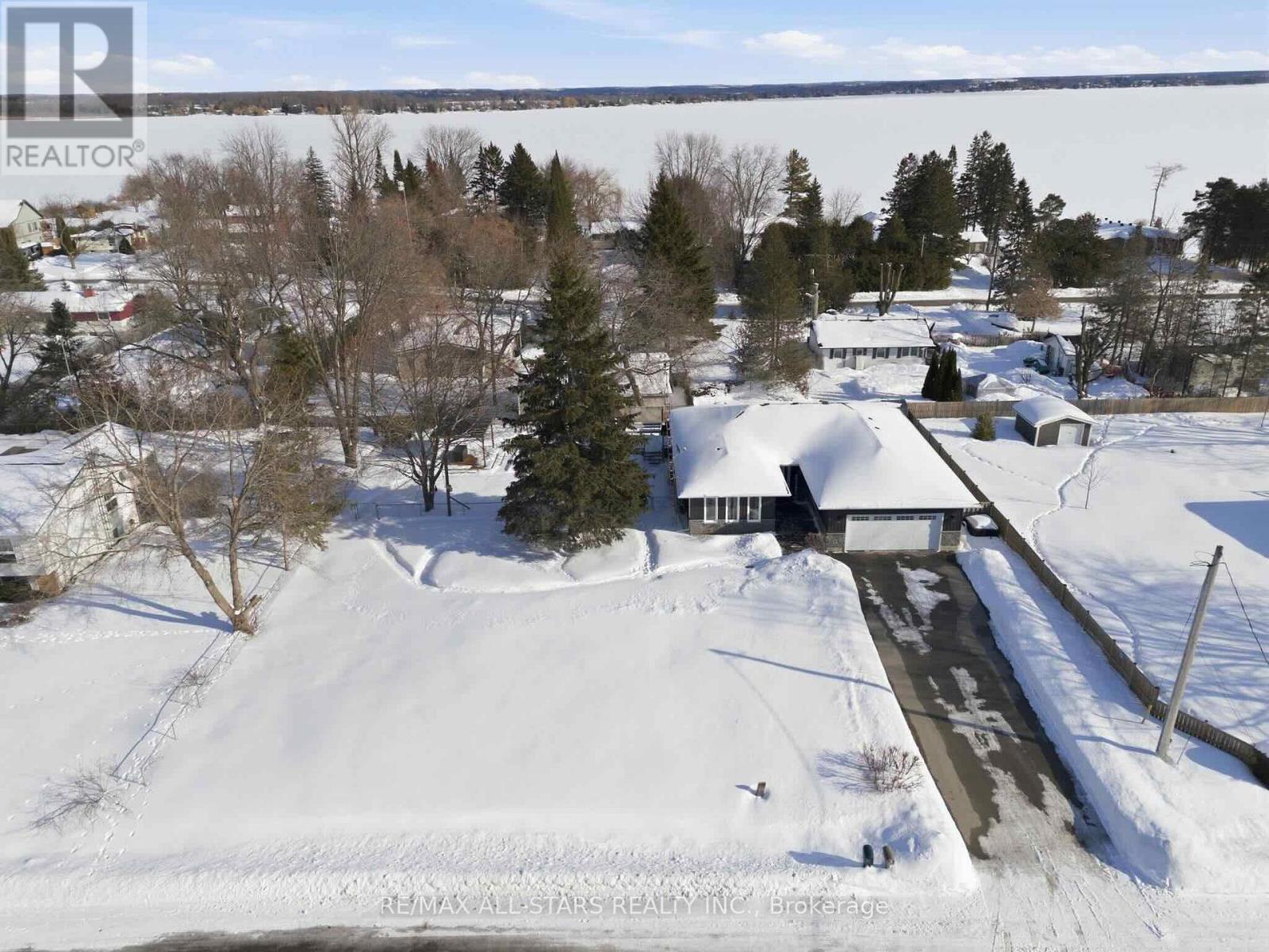 257 Port Hoover Road, Kawartha Lakes, Ontario  K0M 2C0 - Photo 3 - X12828072