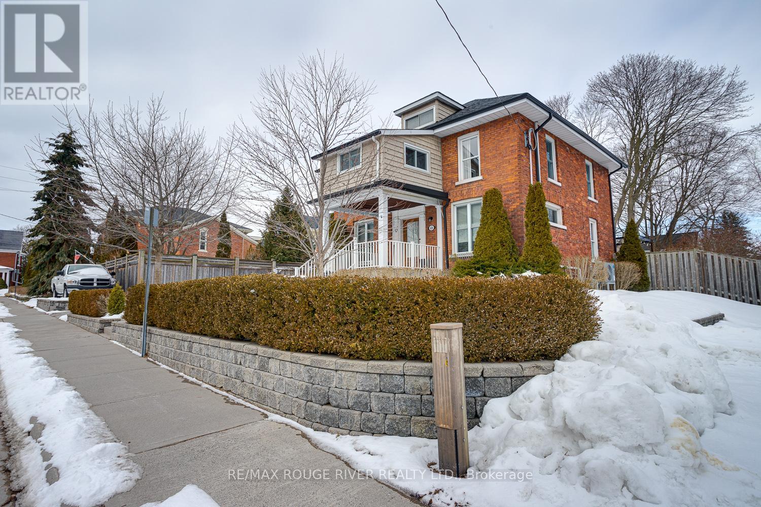 40 Buck Street, Cobourg, Ontario  K9A 2K9 - Photo 3 - X12828084