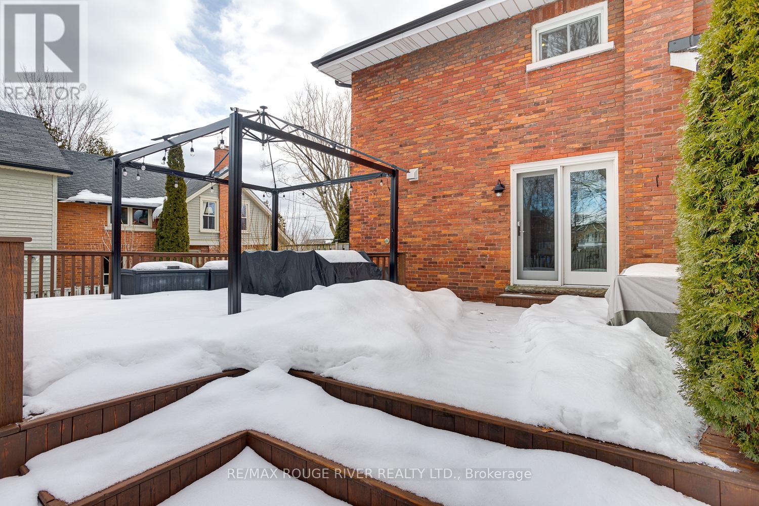 40 Buck Street, Cobourg, Ontario  K9A 2K9 - Photo 37 - X12828084