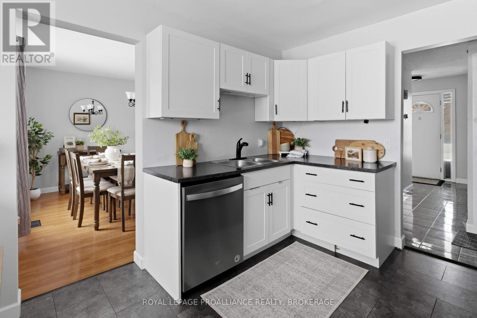 789 Strand Boulevard, Kingston, Ontario K7P 2C3 - Photo 17 - X12828022