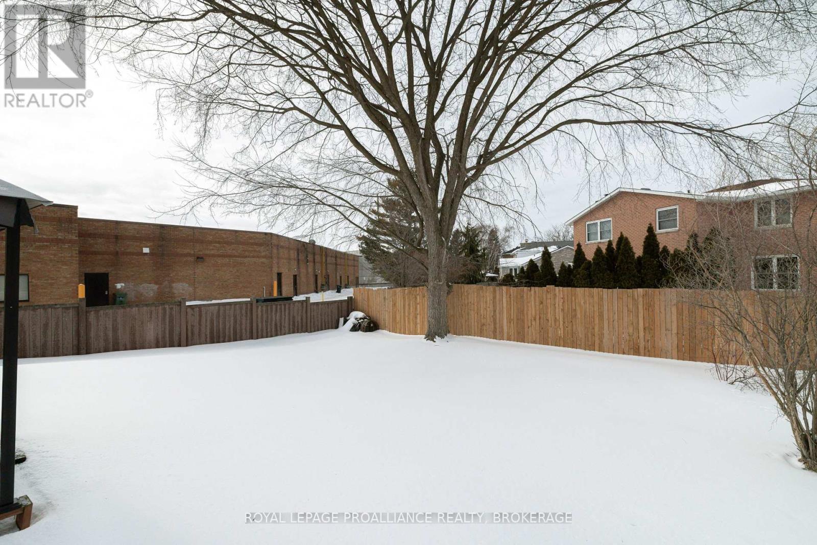 789 Strand Boulevard, Kingston, Ontario K7P 2C3 - Photo 35 - X12828022