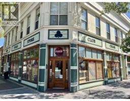 301 5 Street S, Lethbridge, Alberta