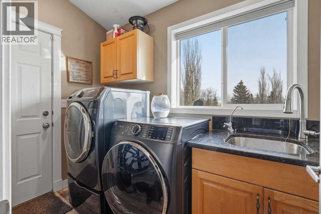 24 Silvertip Drive, Rural Foothills County, Alberta  T1V 1Z2 - Photo 14 - A2285821