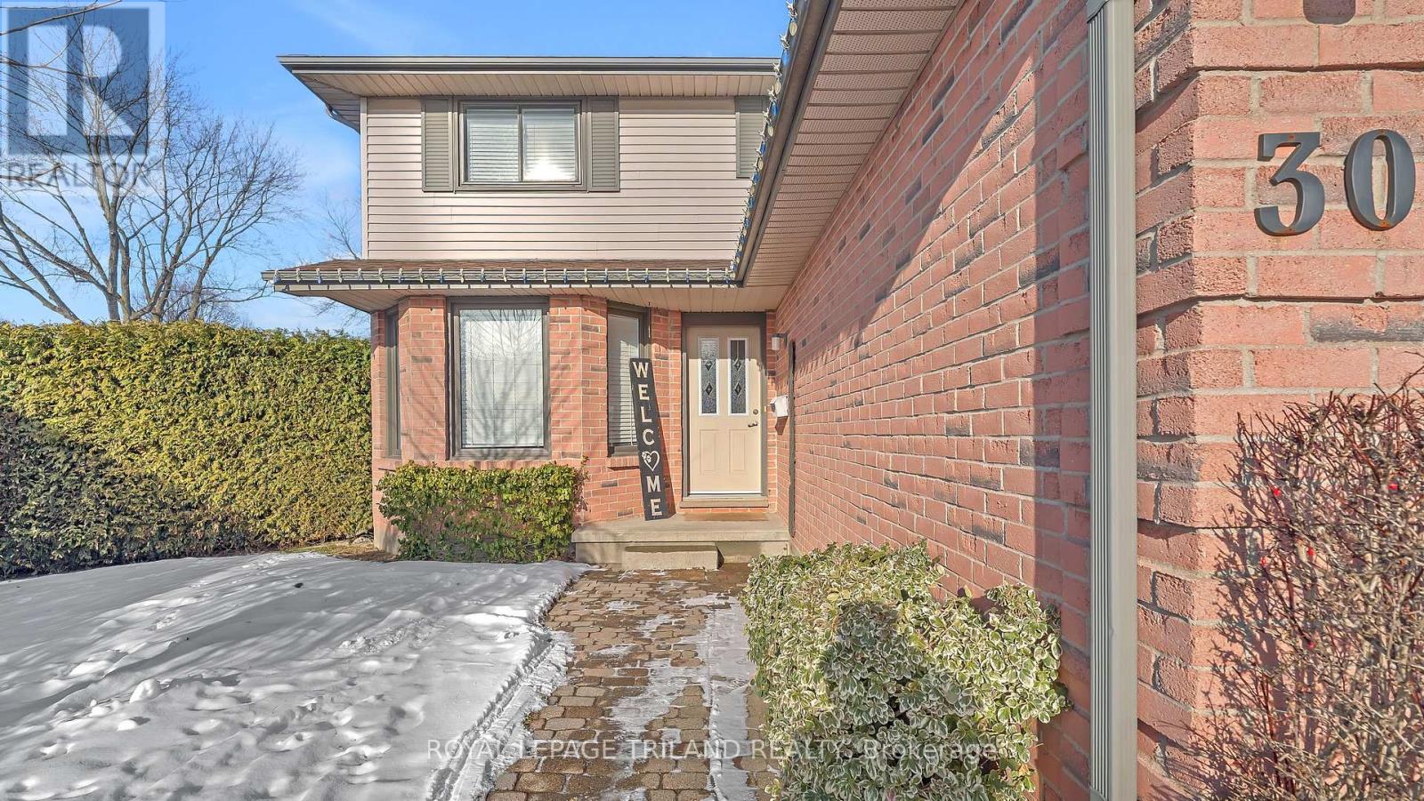 30 Sloane Crescent, London South, Ontario  N6E 3A5 - Photo 2 - X12828124