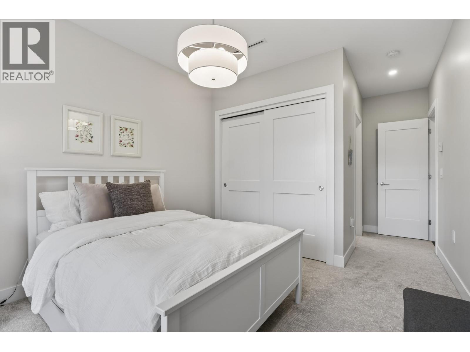 180 Douglas Crescent, Richmond, British Columbia  V7B 1E5 - Photo 33 - R3094159