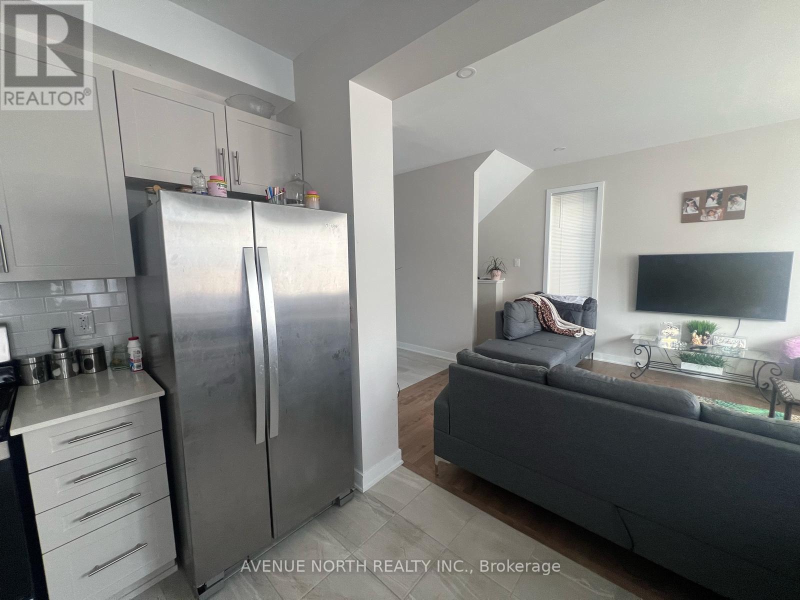 91 Mudminnow Crescent, Ottawa, Ontario  K4A 5H9 - Photo 7 - X12828024