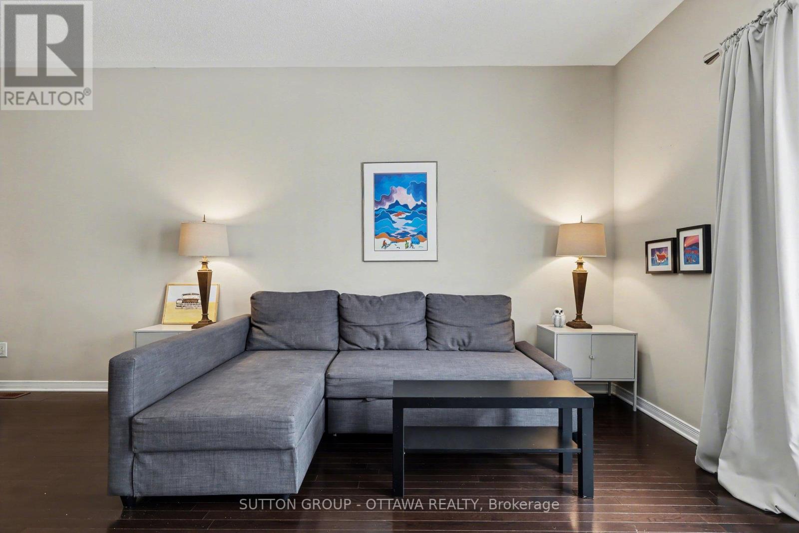 340 London Terrace, Ottawa, Ontario  K1K 2W3 - Photo 15 - X12828074