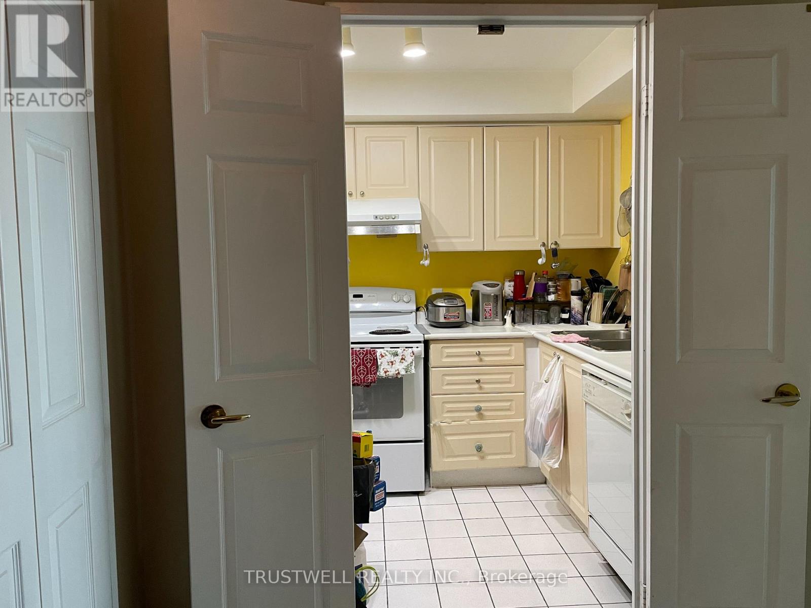 1509 - 8 Lee Centre Drive, Toronto, Ontario  M1H 3H8 - Photo 4 - E12826650