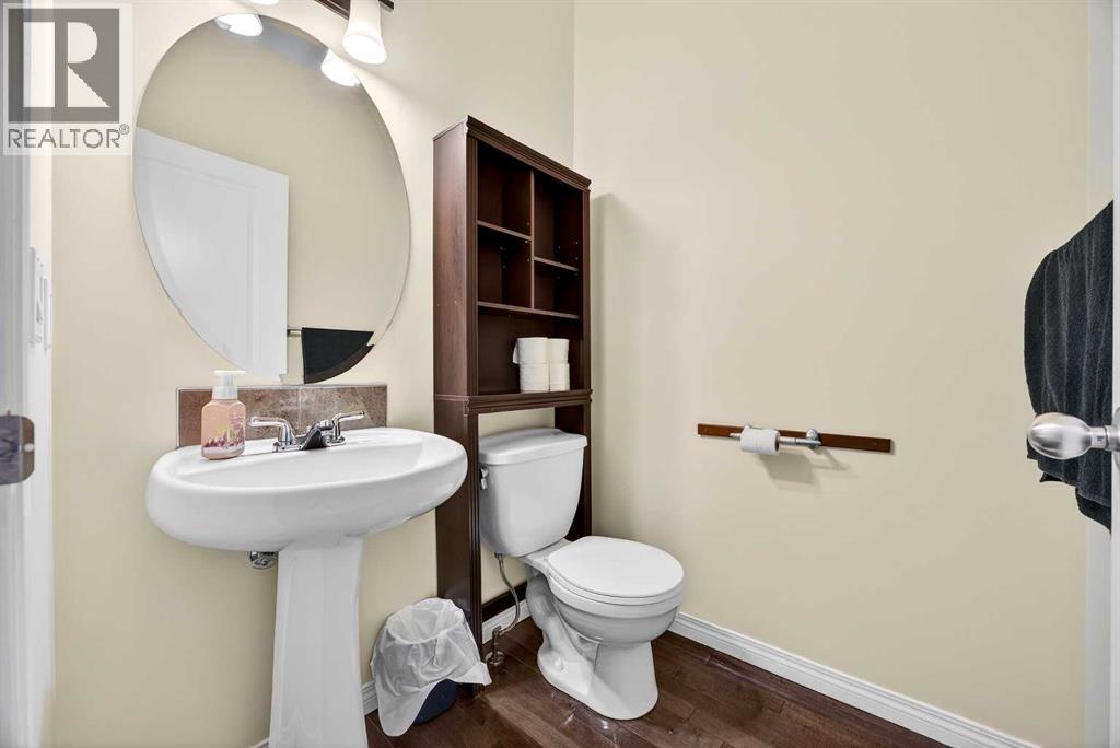 46 Heritage Landing, Cochrane, Alberta  T4C 0E3 - Photo 18 - A2289234