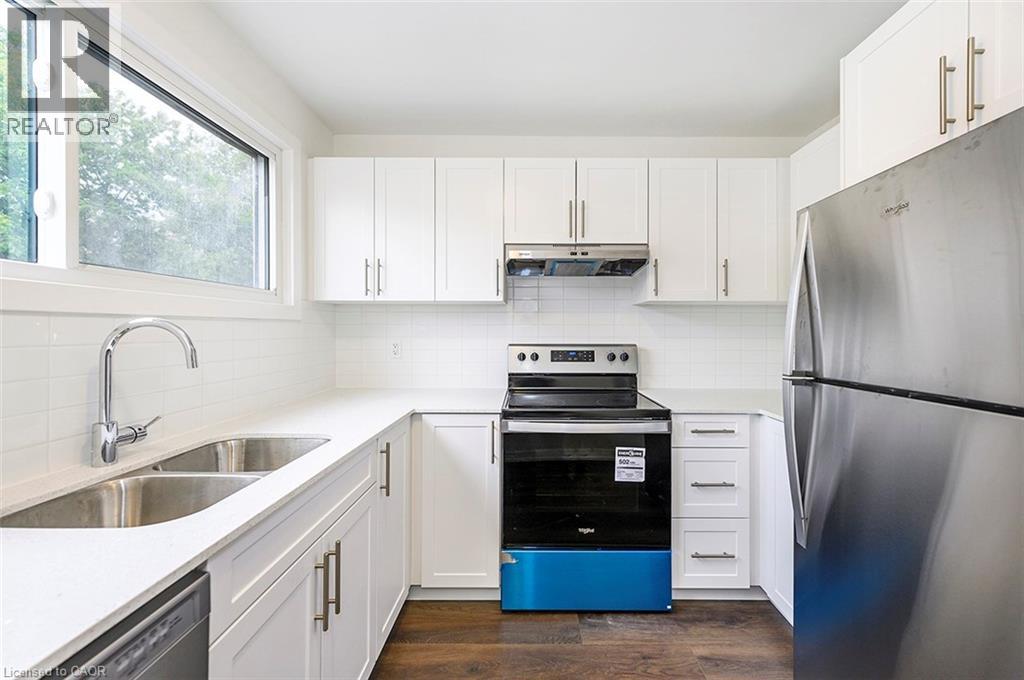 28 Woodman Drive N, Hamilton, Ontario  L8H 2M5 - Photo 4 - 40808308