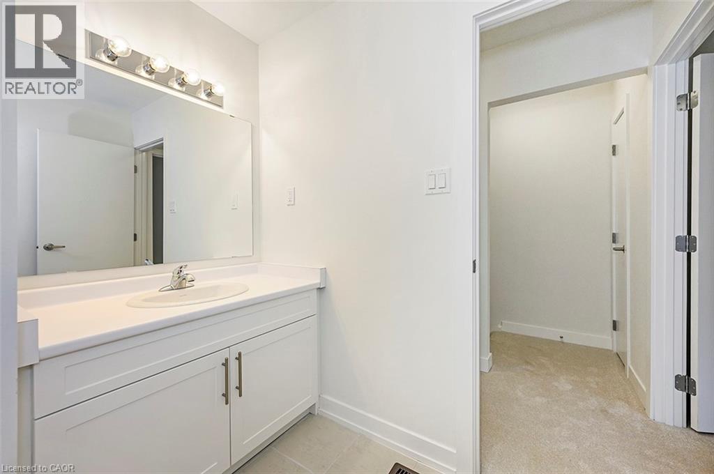 28 Woodman Drive N, Hamilton, Ontario  L8H 2M5 - Photo 19 - 40808308