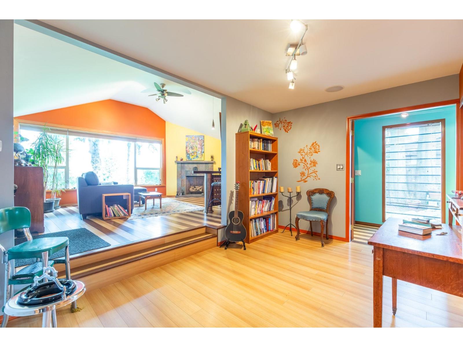 13231 112b Avenue, Surrey, British Columbia  V3R 2H4 - Photo 5 - R3094172