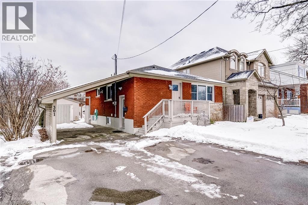 301 East 43rd Street, Hamilton, Ontario  L8T 3C6 - Photo 4 - 40808086