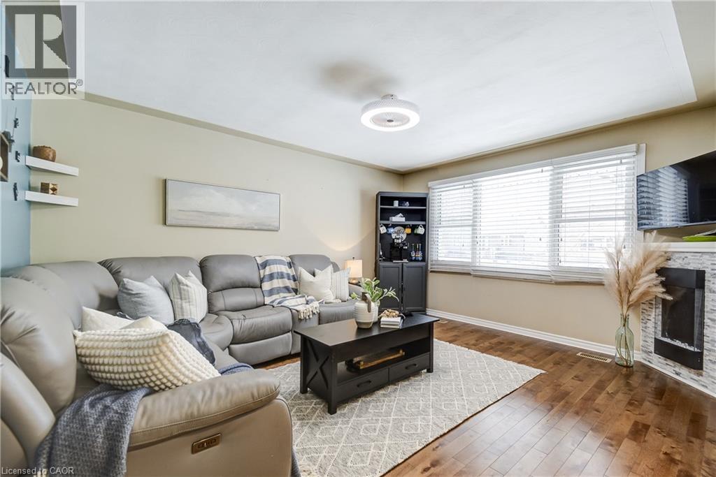 301 East 43rd Street, Hamilton, Ontario  L8T 3C6 - Photo 10 - 40808086