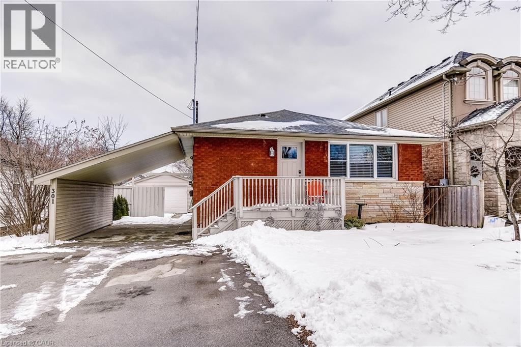 301 East 43rd Street, Hamilton, Ontario  L8T 3C6 - Photo 3 - 40808086