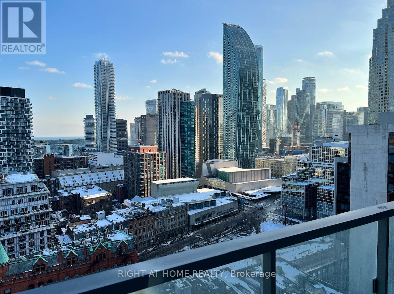 1904 - 60 Colborne Street, Toronto, Ontario  M5E 0B7 - Photo 15 - C12827950