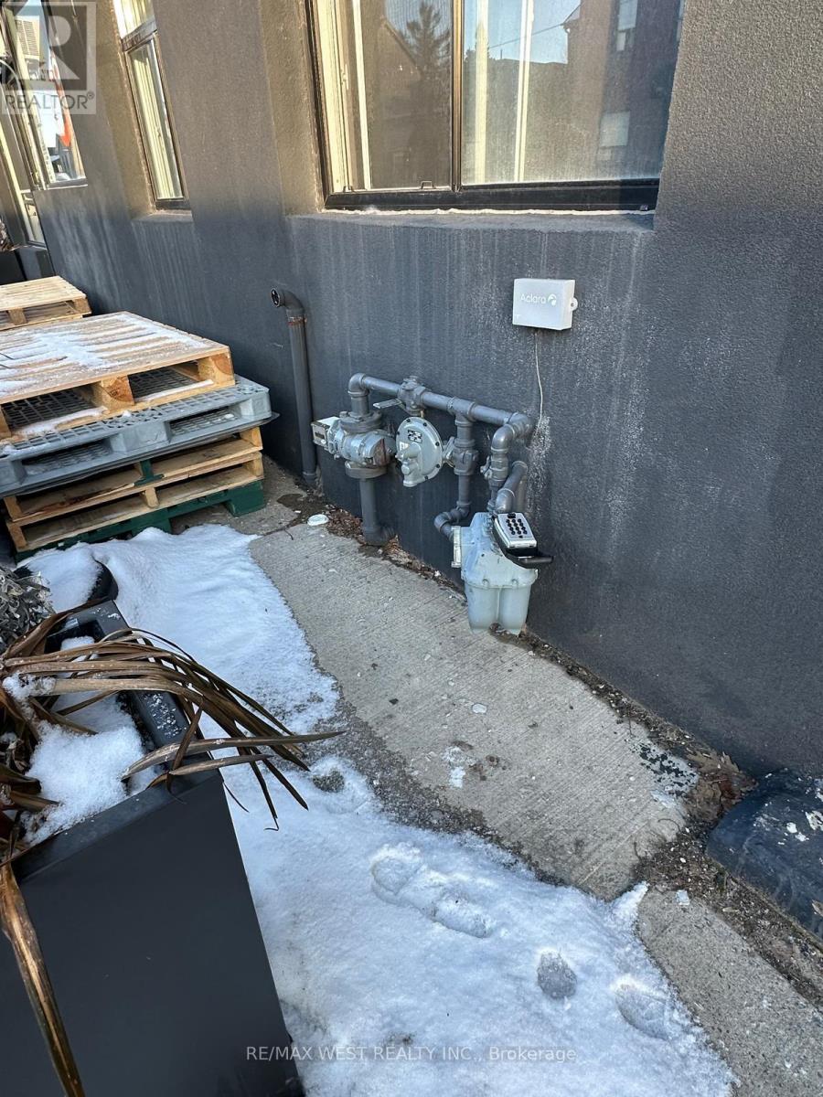 2 - 290 Harbord Street, Toronto, Ontario  M6G 1G6 - Photo 4 - C12827986