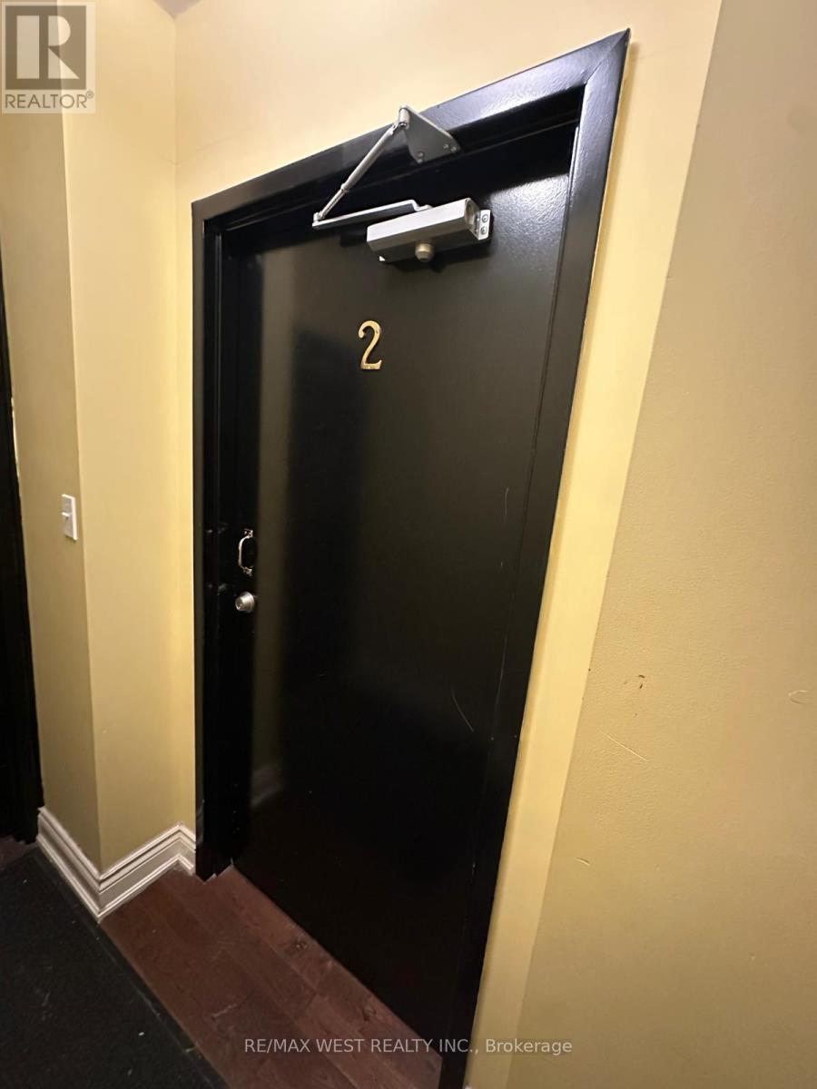 2 - 290 Harbord Street, Toronto, Ontario  M6G 1G6 - Photo 5 - C12827986