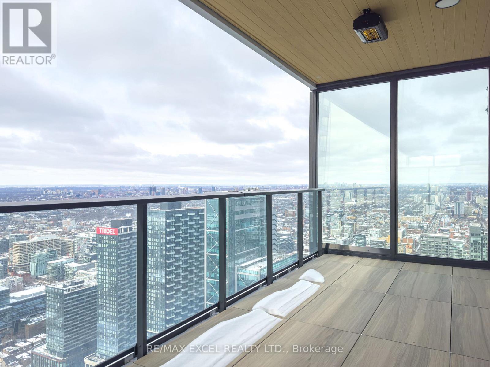 6808 - 1 Concord City Place Way, Toronto (Waterfront Communities), Ontario  M5V 0X4 - Photo 17 - C12828004