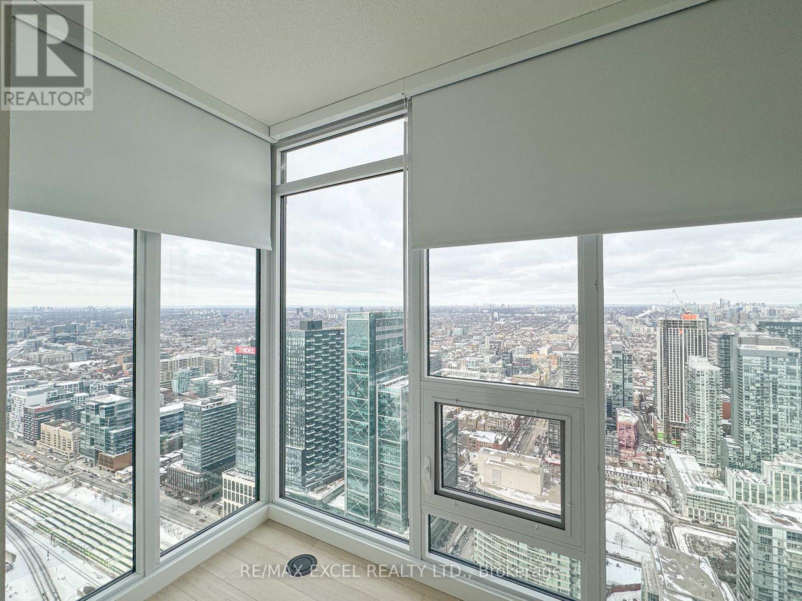 6808 - 1 Concord City Place Way, Toronto (Waterfront Communities), Ontario  M5V 0X4 - Photo 20 - C12828004