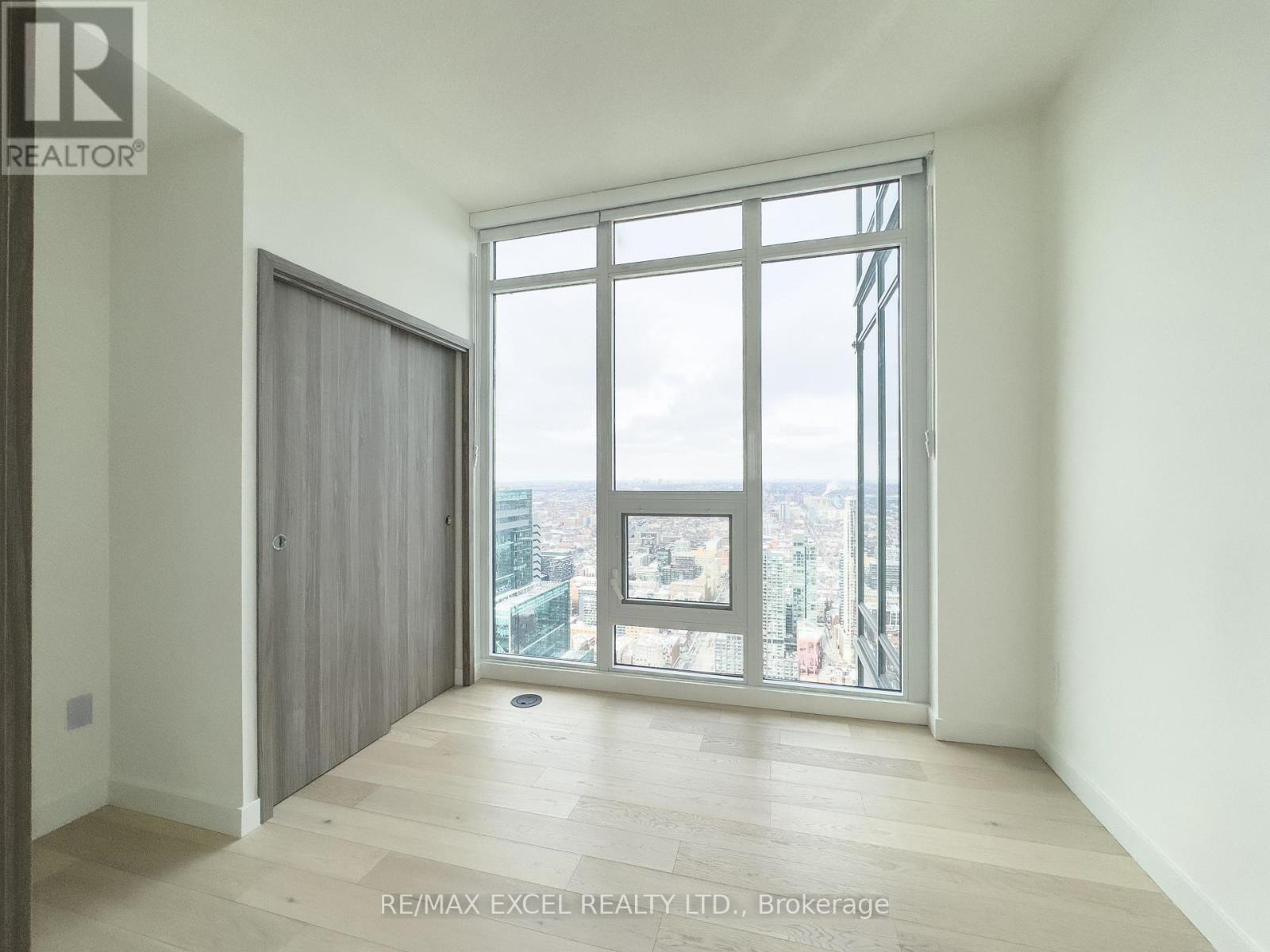 6808 - 1 Concord City Place Way, Toronto (Waterfront Communities), Ontario  M5V 0X4 - Photo 25 - C12828004