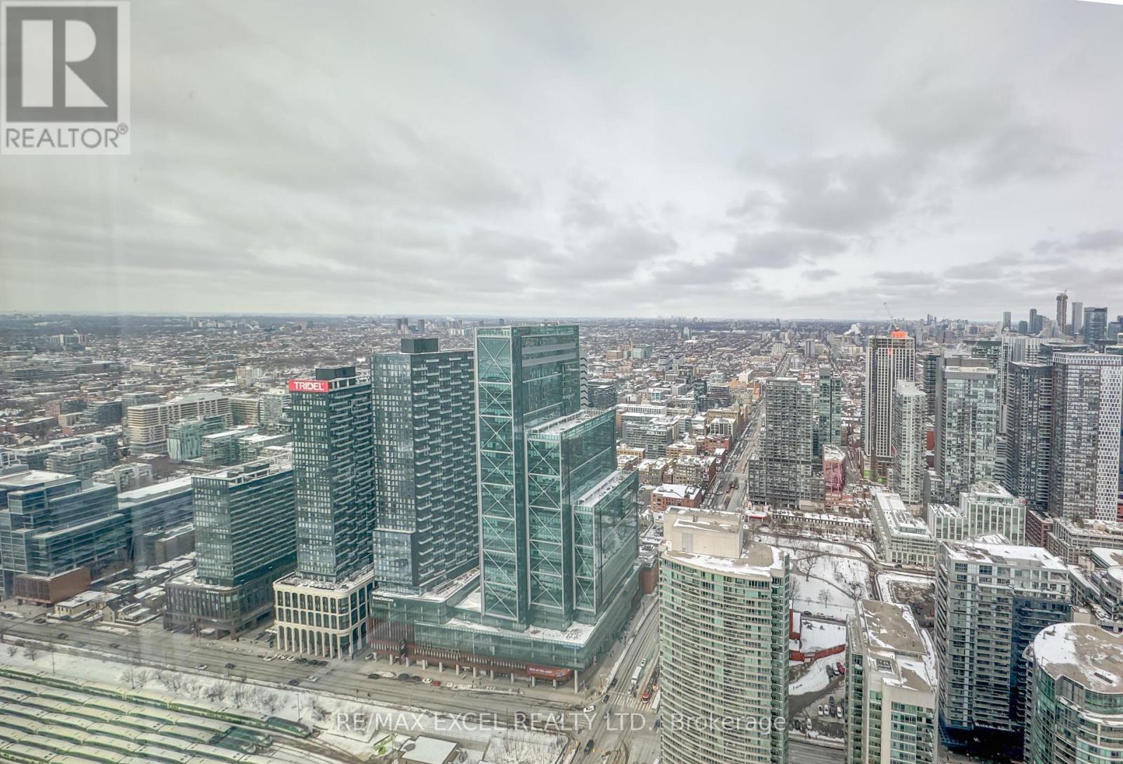 6808 - 1 Concord City Place Way, Toronto (Waterfront Communities), Ontario  M5V 0X4 - Photo 31 - C12828004