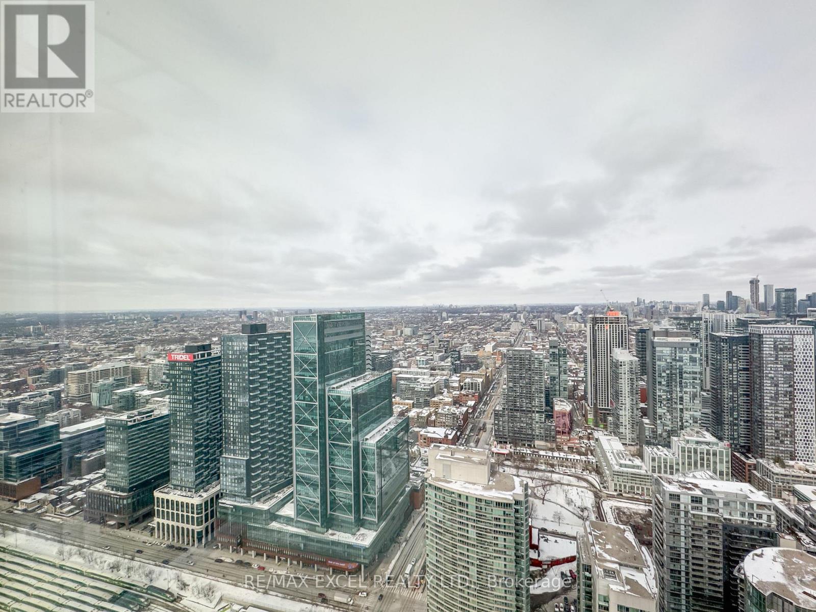 6808 - 1 Concord City Place Way, Toronto (Waterfront Communities), Ontario  M5V 0X4 - Photo 32 - C12828004