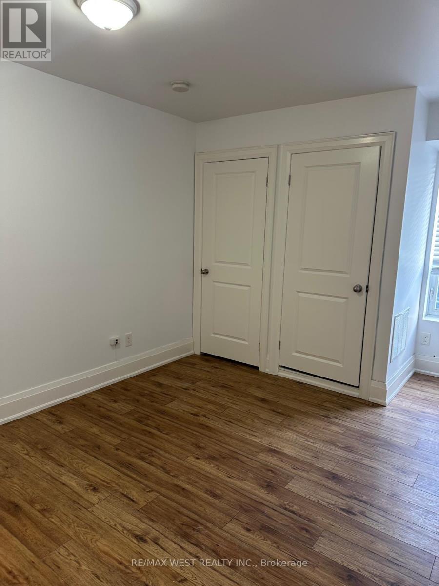 4 - 398 College Street, Toronto, Ontario  M5T 1S8 - Photo 6 - C12828014