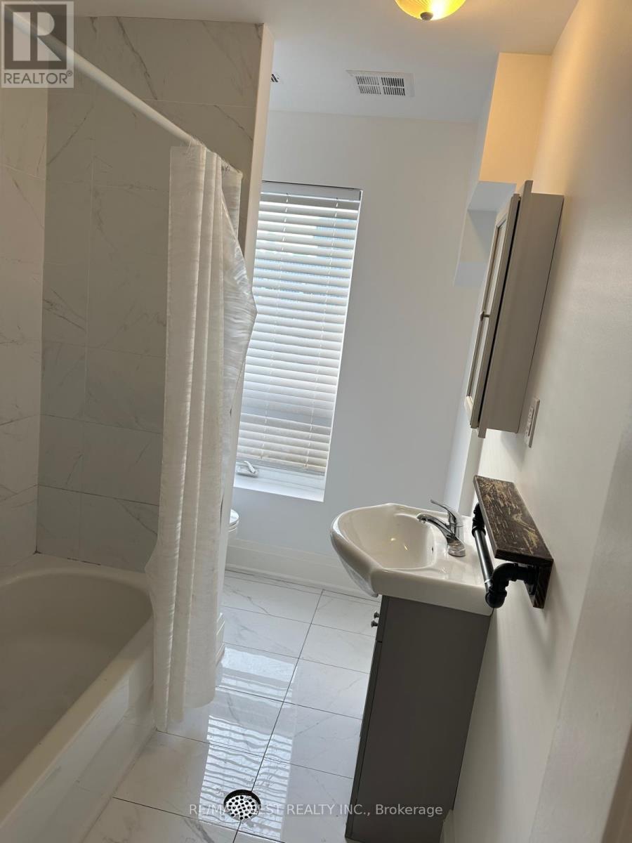 4 - 398 College Street, Toronto, Ontario  M5T 1S8 - Photo 9 - C12828014