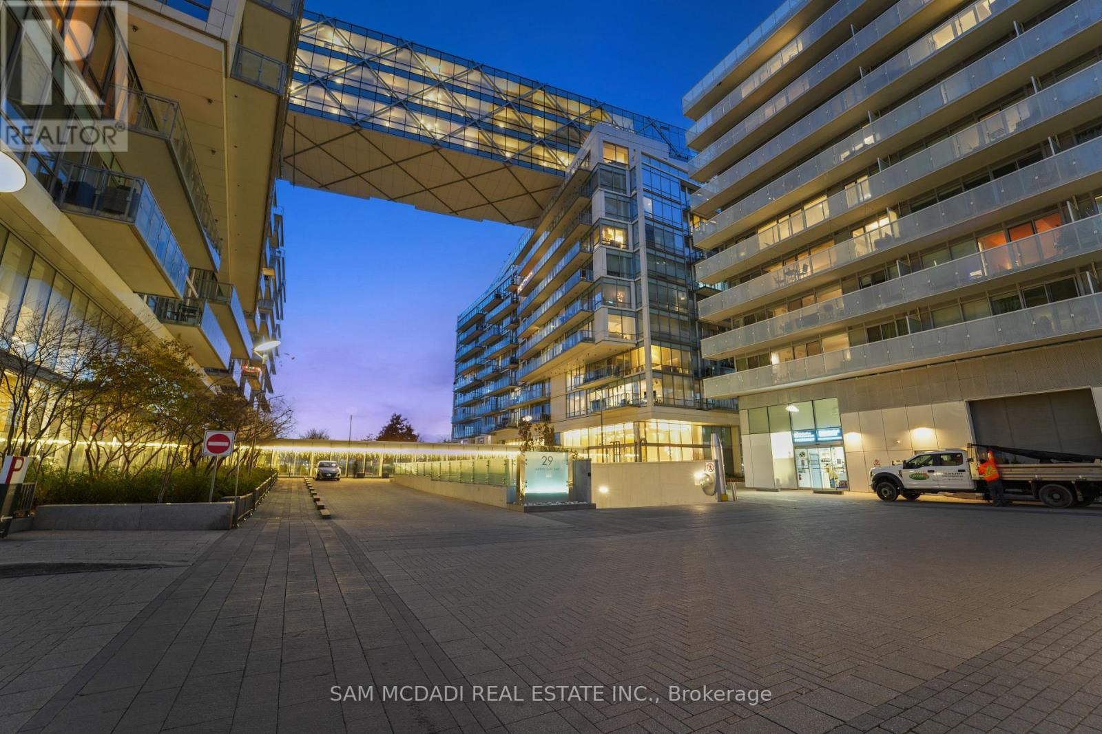 914 - 29 Queens Quay E, Toronto, Ontario  M5E 0A4 - Photo 22 - C12828032