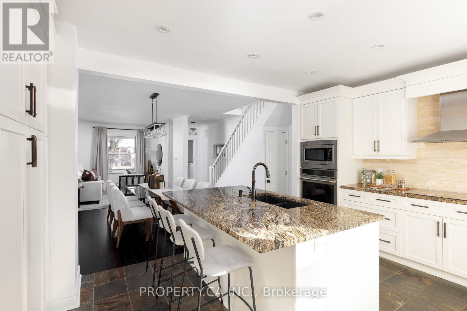 14 Galt Avenue, Toronto, Ontario  M4M 2Z1 - Photo 14 - E12827968