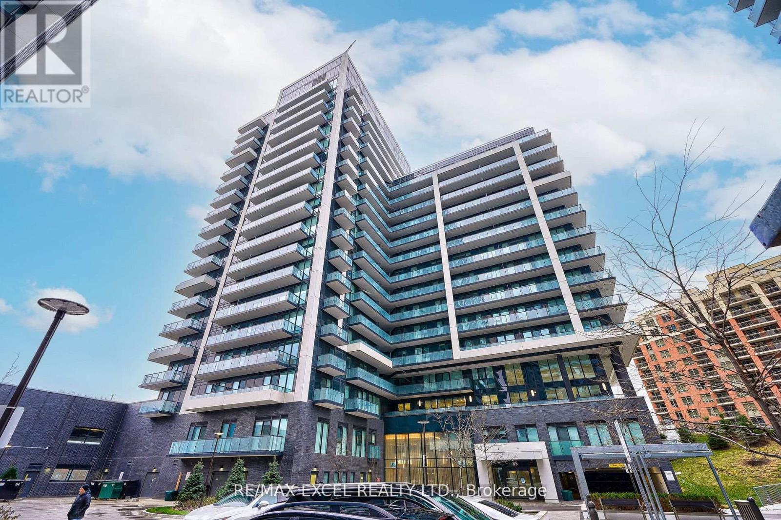 1516 - 85 Oneida Crescent, Richmond Hill, Ontario  L4B 0H4 - Photo 1 - N12828146