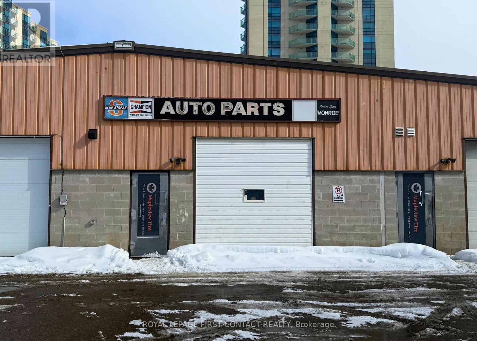 3-4 - 36 Ellen Street, Barrie (City Centre), Ontario  L4M 3A3 - Photo 5 - S12828088