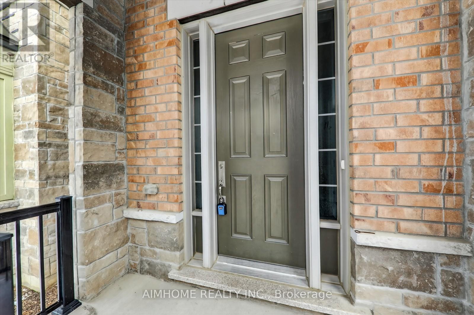 94 Brabin Circle, Whitby, Ontario  L1P 0C1 - Photo 5 - E12790258