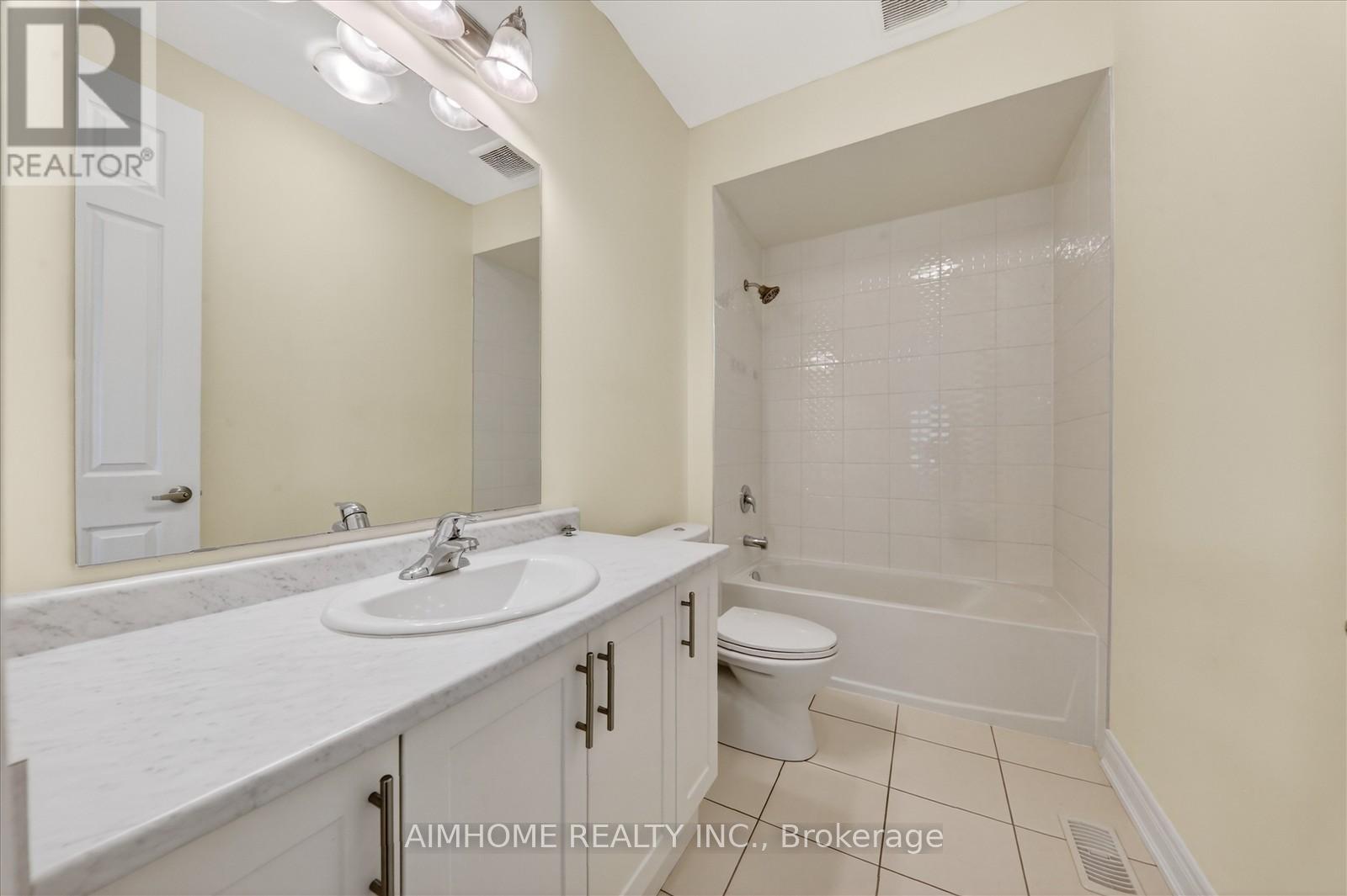 94 Brabin Circle, Whitby, Ontario  L1P 0C1 - Photo 34 - E12790258