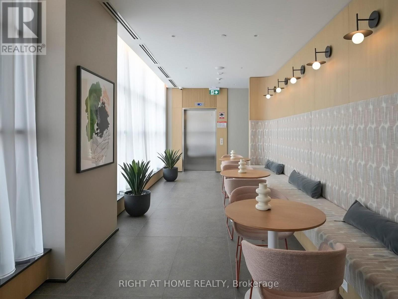 711 - 750 Whitlock Avenue, Milton, Ontario  L9E 2B4 - Photo 36 - W12825166