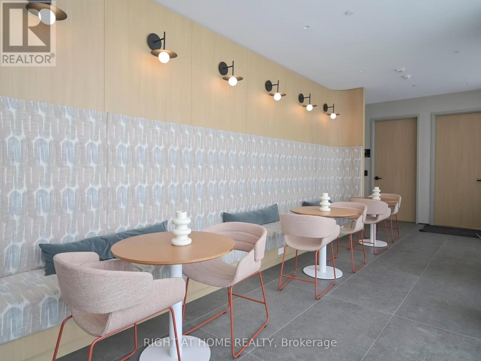 711 - 750 Whitlock Avenue, Milton, Ontario  L9E 2B4 - Photo 35 - W12825166