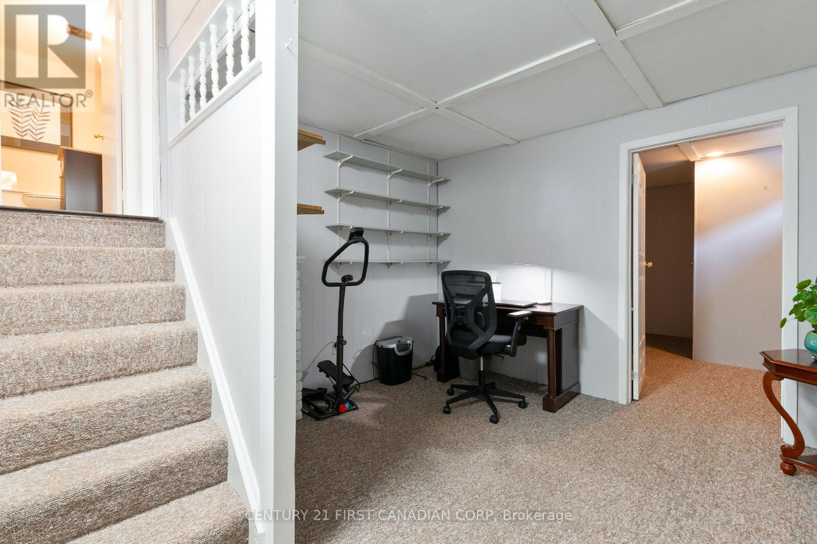 1099 Byron Baseline Road, London South, Ontario  N6K 2C7 - Photo 28 - X12822028